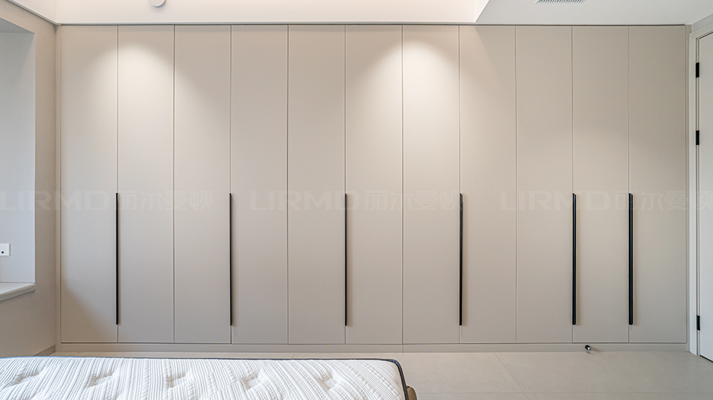 現(xiàn)代輕奢風-招商雍山湖